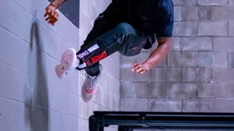 The Rule Nobody Agrees On: Should Walls Count as Out of Bounds?